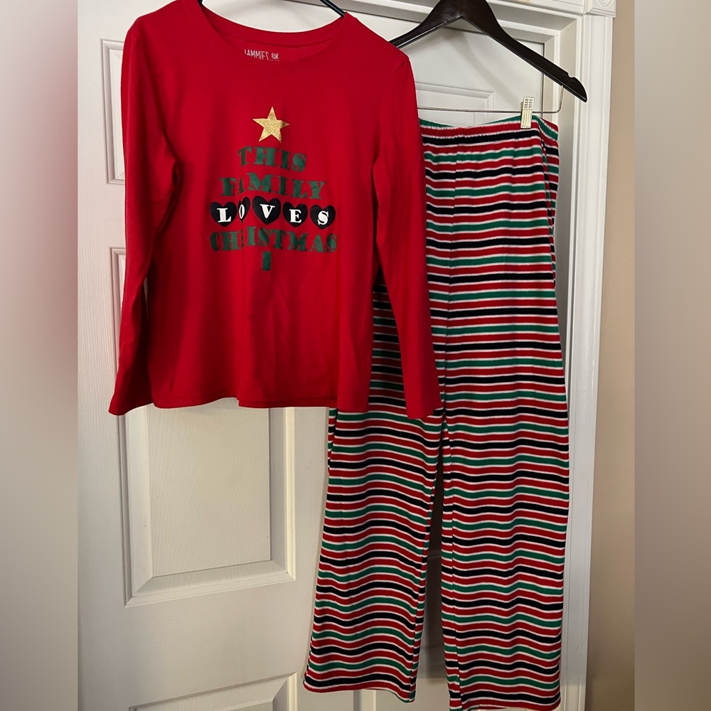 Women’s Christmas pajamas